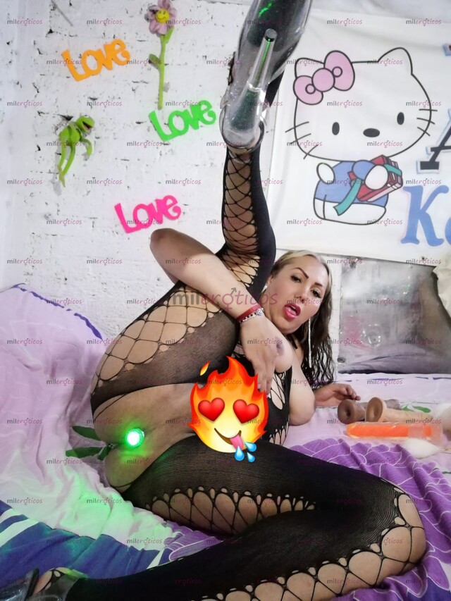 FOTOS DE KENYA RENDÓN.............................TU SUEÑO PORNO.