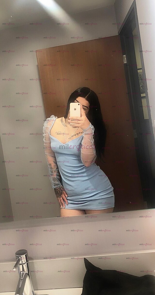 FOTOS DE BARBIE SEXY JOVENCITA CABELLO RIZADO PIEL BLANCA CON DEPARTAMENTO