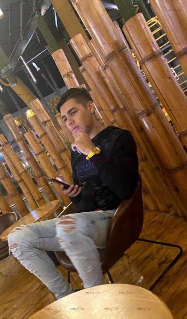 FOTOS DE JOVEN DOMINANTE FULL ACTIVO Y LECHERO CON SITIO 24 7