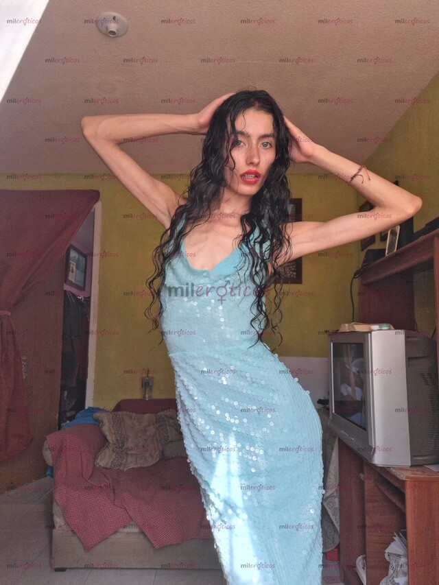 FOTOS DE PROSTITUTA DELGADA Y SUPER AMABLE Y BUENA ONDA. SOY DELGADA Y ALTA. CHICA TRANS.