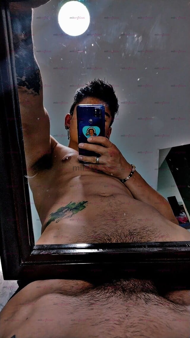 FOTOS DE VERSÁTIL DOMINANTE Y COMPLACIENTE ABIERTO A NUEVAS EXPERIENCIAS