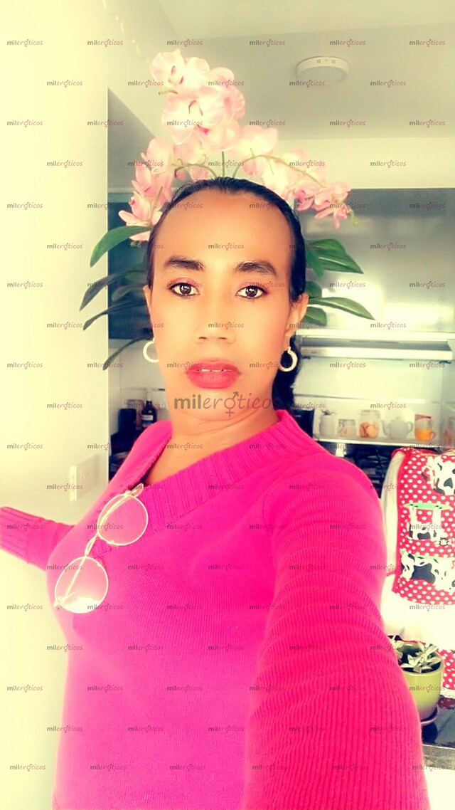 FOTOS DE HOLA SOY ROCHER UNA MUJER TRANS MORENA MUY ARDIENTE DISPUESTA A COMPLACERTE