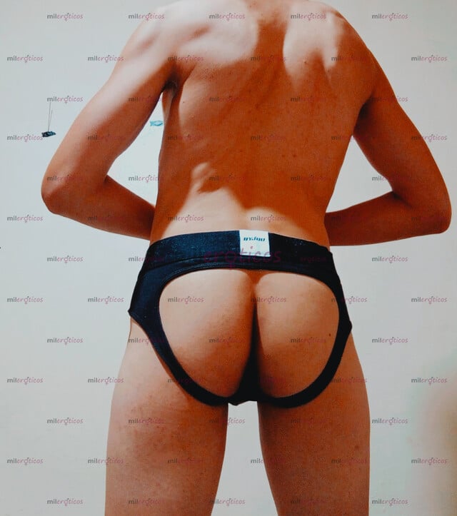 FOTOS DE UNIVERSITARIO DELGADITO TIPO TWINK, CALIENTE Y COMPLACIENTE PARA ACTIVOS 24 7