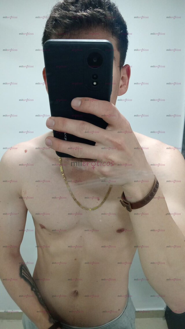 FOTOS DE DISFRUTA DE UN RATO INOLVIDABLE DE PLACER JOVEN PAISA