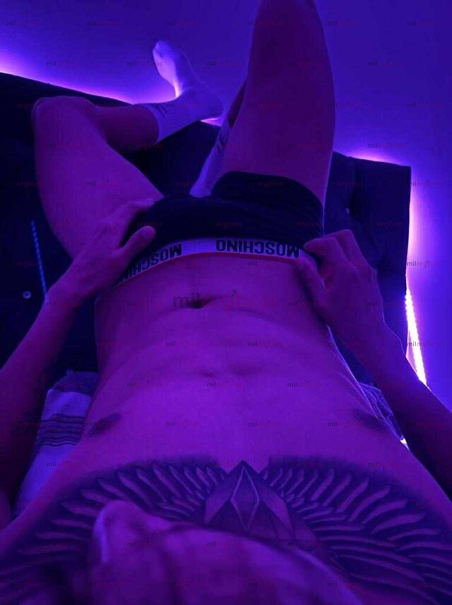 FOTOS DE PRIMERA VEZ EN MEXICO , TWINK VERSATIL PERUANO