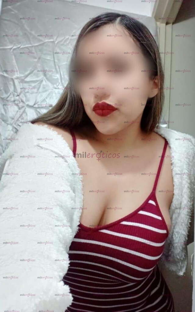 FOTOS DE LA BIZCOCHO CON BELLEZA FORTE ATRACTIVA SIEMPRE OLIENDO RICO