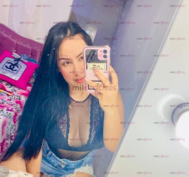 FOTOS DE SOY ANA, UNA SEXY PELINEGRA COLOMBIANA, PAISA CON GANAS DE DARTE LECHITA BUSCAME