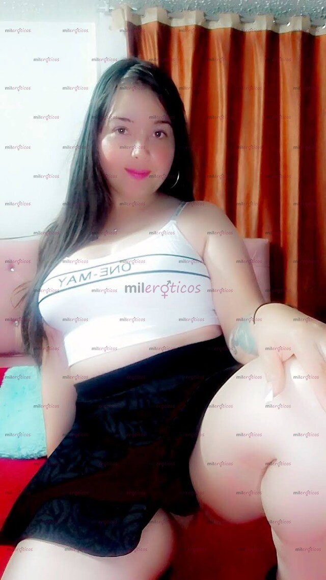 FOTOS DE SERVICIO PRESENCIAL Y VIRTUAL CALIENTE PARA SACAR TU LECHE