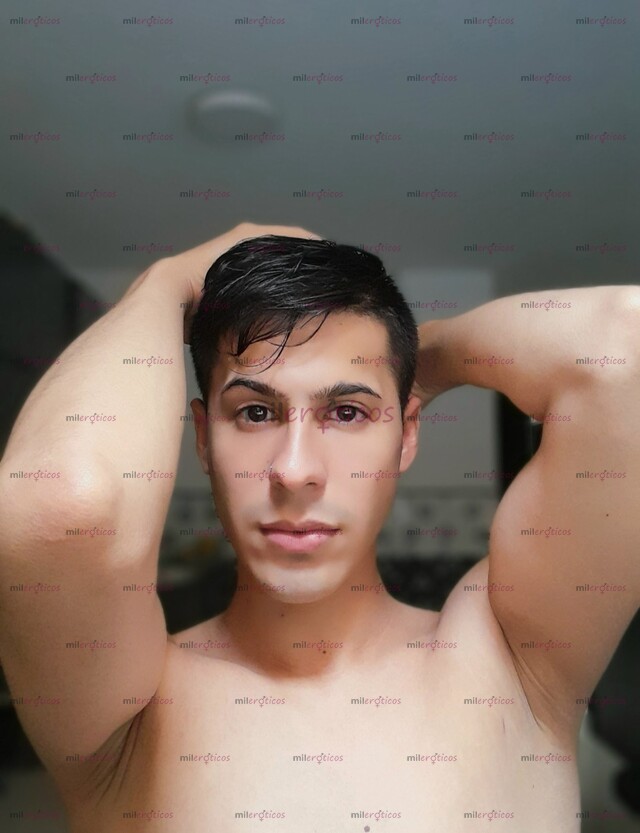 FOTOS DE MASAJISTA ERÓTICO VENEZOLANO, ARRECHO Y LECHERO SIN SITIO