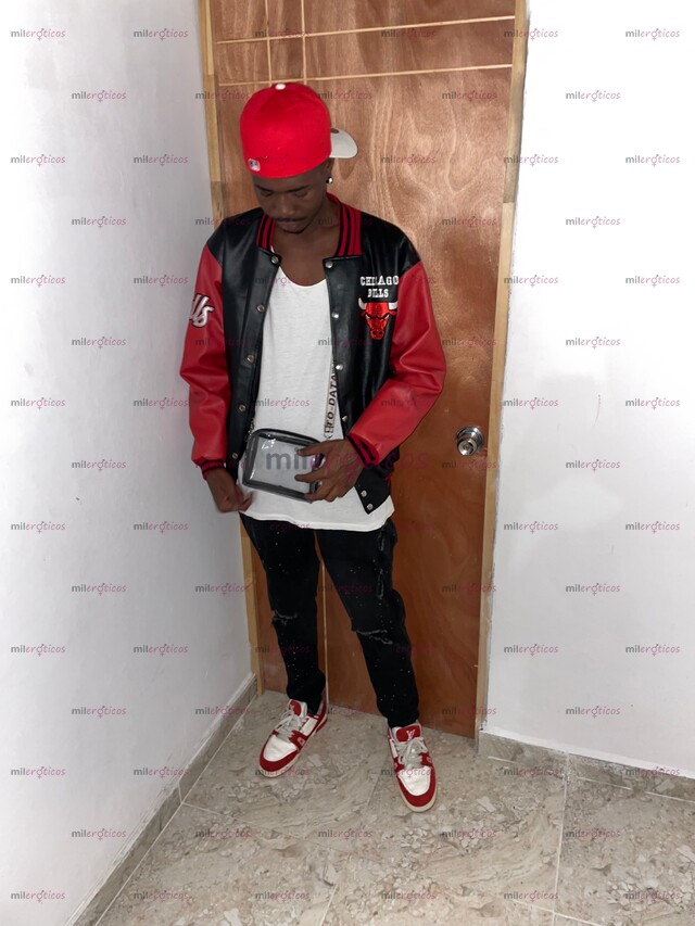 FOTOS DE JOVEN MACHITO, DOMINANTE CORNEADOR 25CM REALES