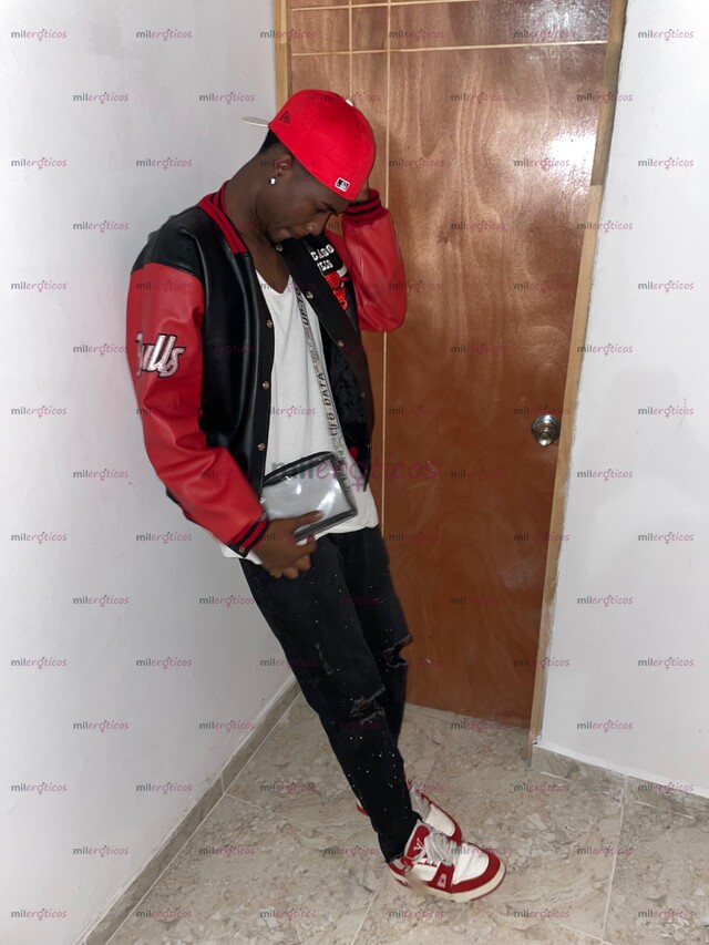 FOTOS DE JOVEN MACHITO, DOMINANTE CORNEADOR 25CM REALES