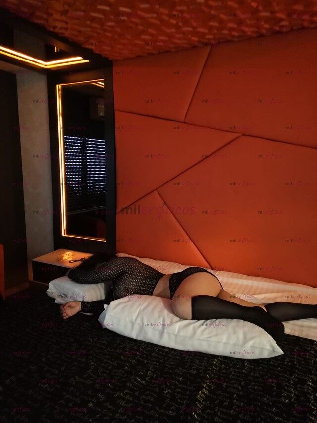 FOTOS DE RICA CHICHONCITA , CALIENTE INICIANDOSE LISTA PARA QUE LA PASAMES RIQUISIMO