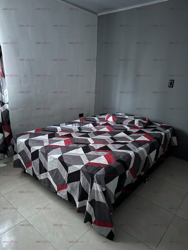 FOTOS DE SE REQUIEREN CHICAS SCORT PARA CASA DE CITAS