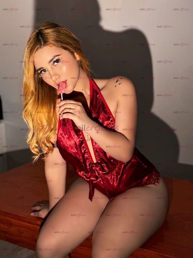 FOTOS DE PUTITA MUY BONITA DISPUESTA A TODO EN LA CAMA