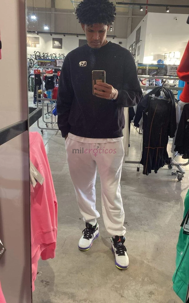 Full placer aventuras y momentos inolvidables vivelos conmigo estoy dispuesto ha cumplir tus fantasia consentidor y protector atento y complaciente be...