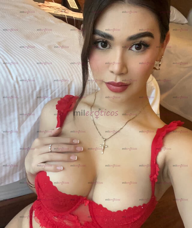 FOTOS DE HERMOSA Y MUY FEMENINA ,MUCHO MÁS DELICIOSA QUE TUS SUEÑOS.