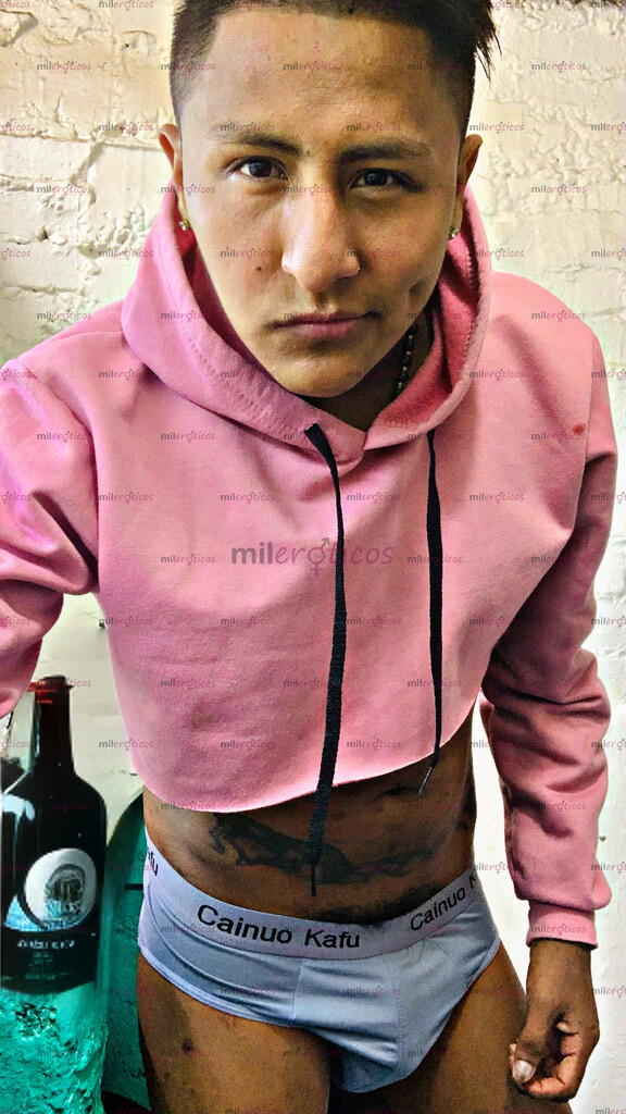 FOTOS DE MORENO , 29 AÑOS , TATUADO Y CON BUENA VERGA PARA COMPLACERTE