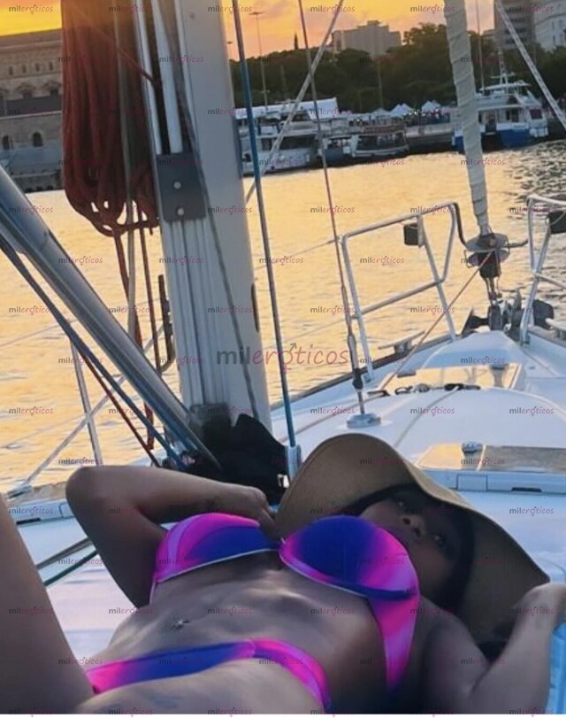 FOTOS DE BELLA NEGRA EN TU PAÍS! ME ENCANTARÍA CONOCERTE