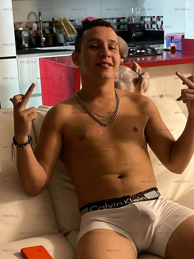 FOTOS DE SOY ALEXANDER MACHO ACTIVO COMPLACIENTE DISPONIBLE EN TU CIUDAD PARA QUE PACES R