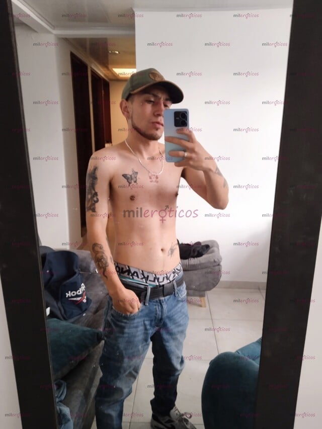 FOTOS DE MORBOSO FETICHISTA ARRECHO DOTADO TATUADO VERGON