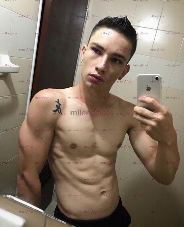 FOTOS DE CHICO COLOMBIANO VIP, ARRECHO Y CON GANAS DE DIVERSIÓN ;)