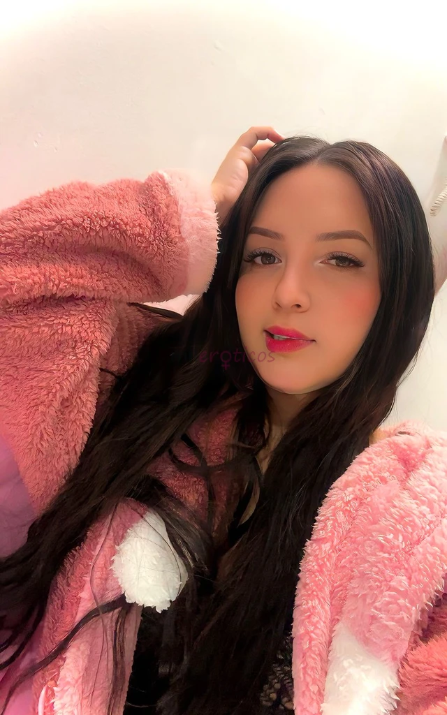 Hola soy kata una chica muy sensual y divertida llegue con muchas ganas de disfrutar momentos apasionados y delirantes en el sexo deseo conocer cada p...