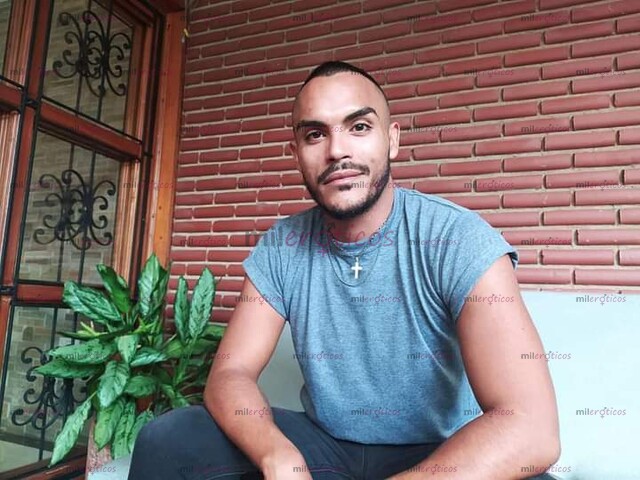 FOTOS DE MACHO PASIVO MUY MASCULINO Y VARONIL BBK A PELO