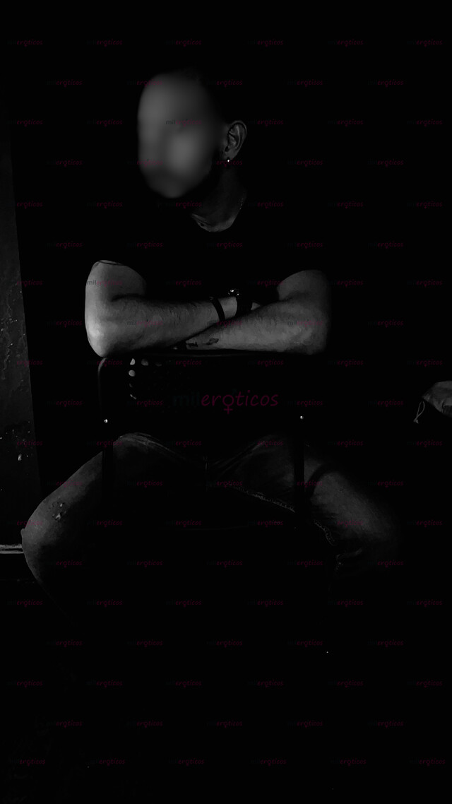 FOTOS DE HOMBRE DE COMPAÑÍA, ELOCUENTE, DISCRETO, BUEN CUERPO, SOLO MUJERES