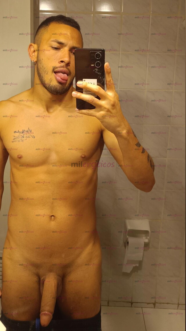 FOTOS DE TRIGUEÑO, MORBOSO, 20CM DE VERGA, VERSÁTIL, VENEZOLANO.