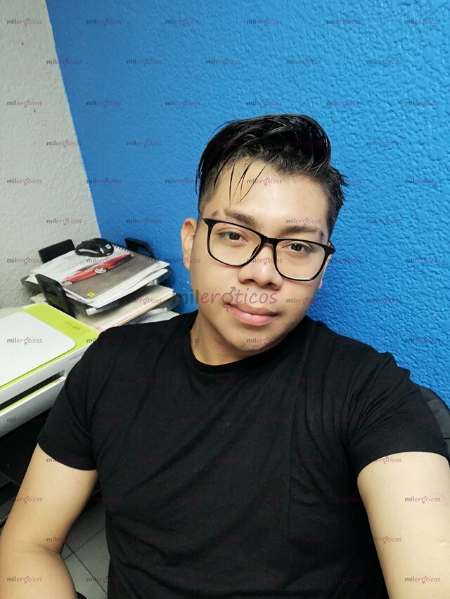 FOTOS DE ESTOY DISPONIBLE LAS 24 7 GAY MASCULINO PUEDO IR AL LUGAR QUE ME INDIQUES