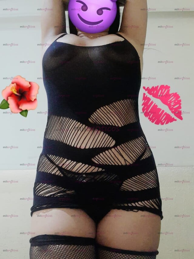 FOTOS DE PAPI DÉJAME CONSENTIRTE LLENAME DE BESOS Y CARICIAS CON MUCHO SEXO Y PASIÓN.