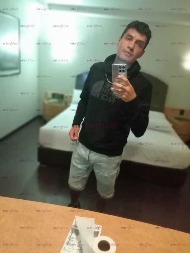 FOTOS DE EL JOVEN ROMPE DURAZNOS CON 20 CM DE PODER EN CARNE PARA PENETRAR Y ROMPER C