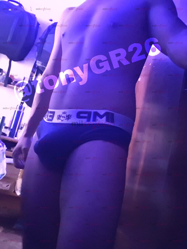 FOTOS DE TONY JOVEN DISPUESTO A COMPLACERTE Y HACERTE PASAR UN RATO DELICIOSO