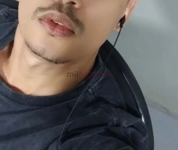 Voce escolhe seu tempo trabalho com quatro tecnicas de sexo1 mix de massagens com sexo sexo oral e anal 2 massagem tantrica e massagem relaxante 3 e s...