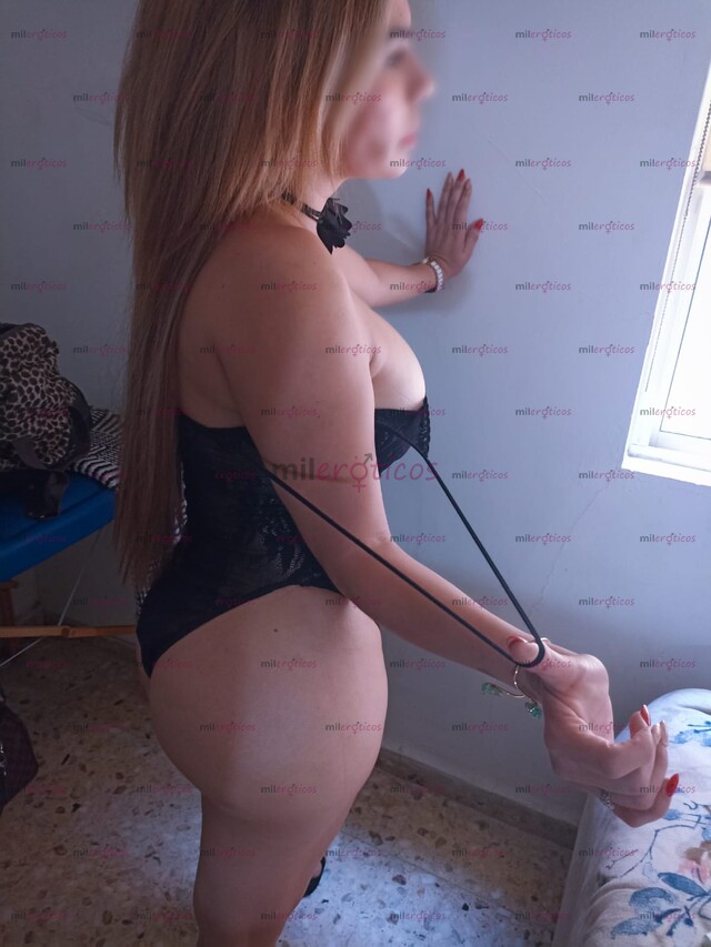FOTOS DE RUBIA JUGUETONA SEXY, UNA CHICA APASIONADA Y MUY COMPLACIENTE