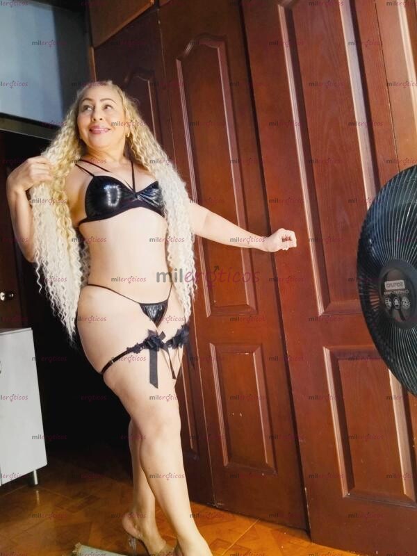 FOTOS DE LA AMERICA RICA COSTEÑA TRIPLATO QUE LE ENCANTA EL ANAL