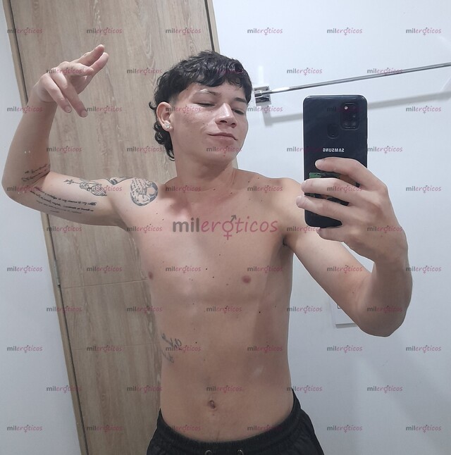 FOTOS DE SOLO MUJERES, HOLA ME LLAMO EDWARD, TENGO 22 AÑOS, ESCRIBEME Y NOS CONOCEMOS