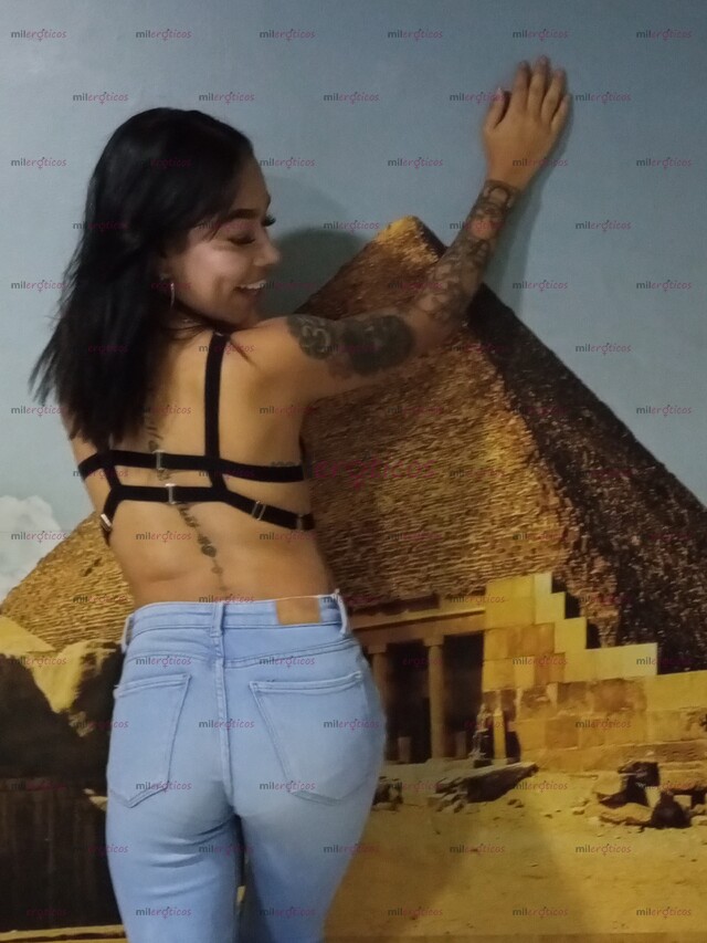 FOTOS DE SOY UNA UNA PAISA TATUADA BUSCANDO ATENDER TUS DESEOS MOR