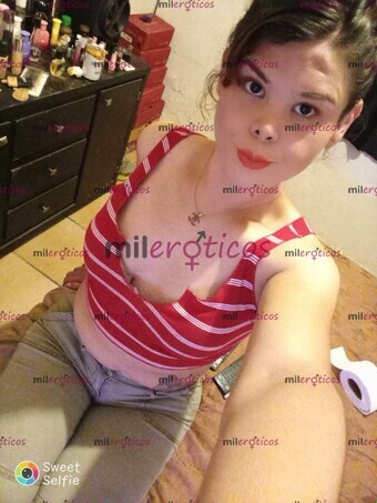 FOTOS DE SIMPLEMENTE YENIFER LISTA PARA COMPLASERTE EXCELENTE TRATO LLAMAME ....