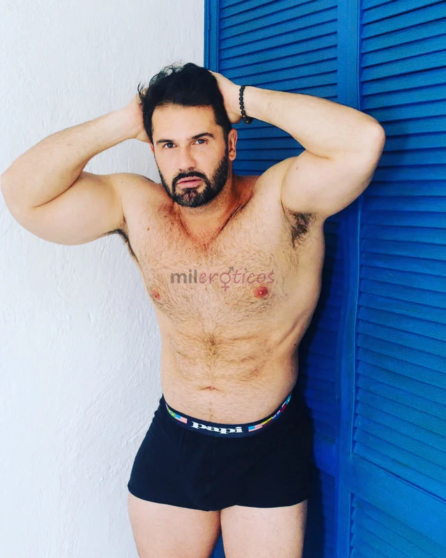 Visitando sao paulo tenho local discreto estou como nas fotos disponivel para chamada de video tabem vendo conteudo exclusivo e faco viagens e servico...