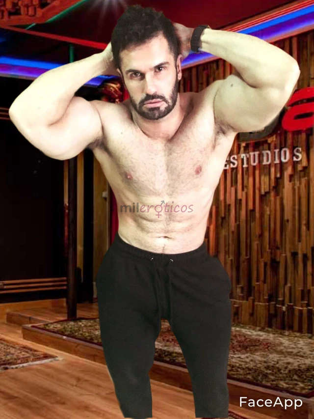 Visitando sao paulo tenho local discreto estou como nas fotos disponivel para chamada de video tabem vendo conteudo exclusivo e faco viagens e servico...