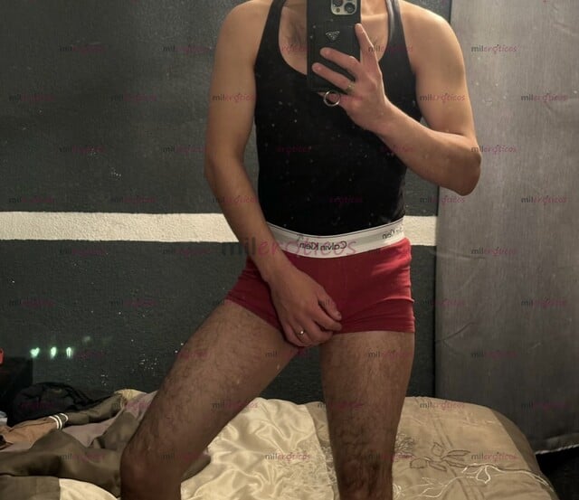 FOTOS DE HEY QUE ONDA MI NOMBRE ES BRUNO DUGAL ESCRÍBEME Y PODEMOS PASARLA MUY BIEN