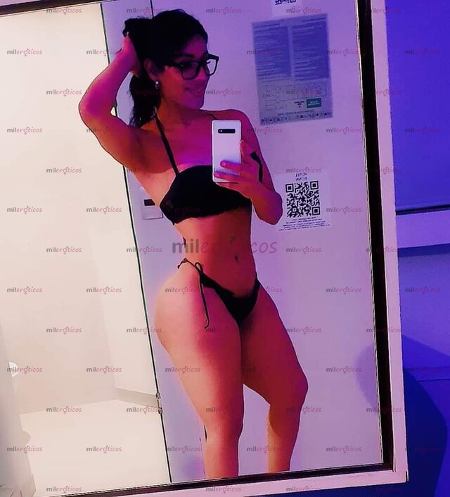 FOTOS DE LINDA Y CARISMÁTICA DE PASO POR TU CIUDAD