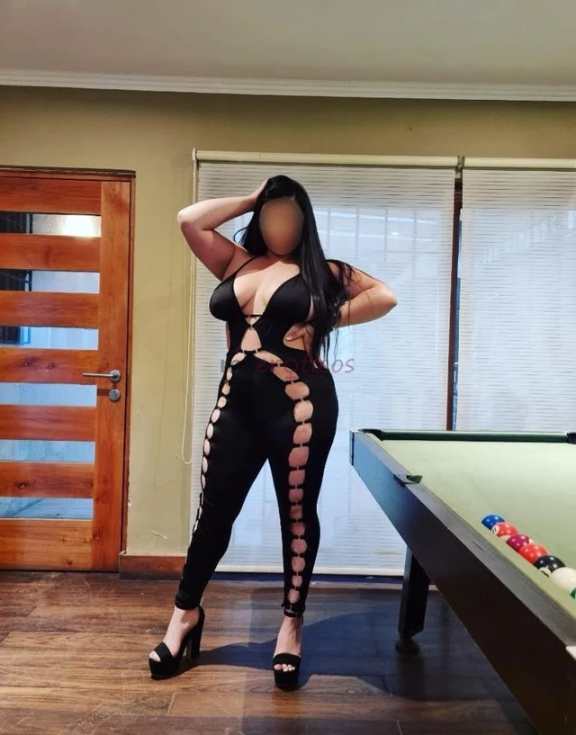 Hola amor soy gabriela una rica colombiana realizo un exquisito servicio erotico y muy sensual interactivo pasare mis suaves manos por todo tu cuerpo...