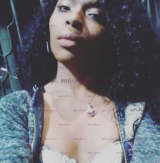 FOTOS DE ARDIENTE MORENA DISPONIBLE PARA CUMPLIR TUS FANTASÍAS