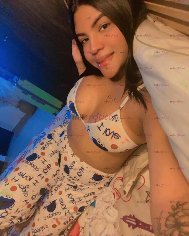 FOTOS DE HERMOSA MORENA ARDIENTE DISPUESTA A CUMPLIR TODAS TUS FANTASIAS Y FETICHES