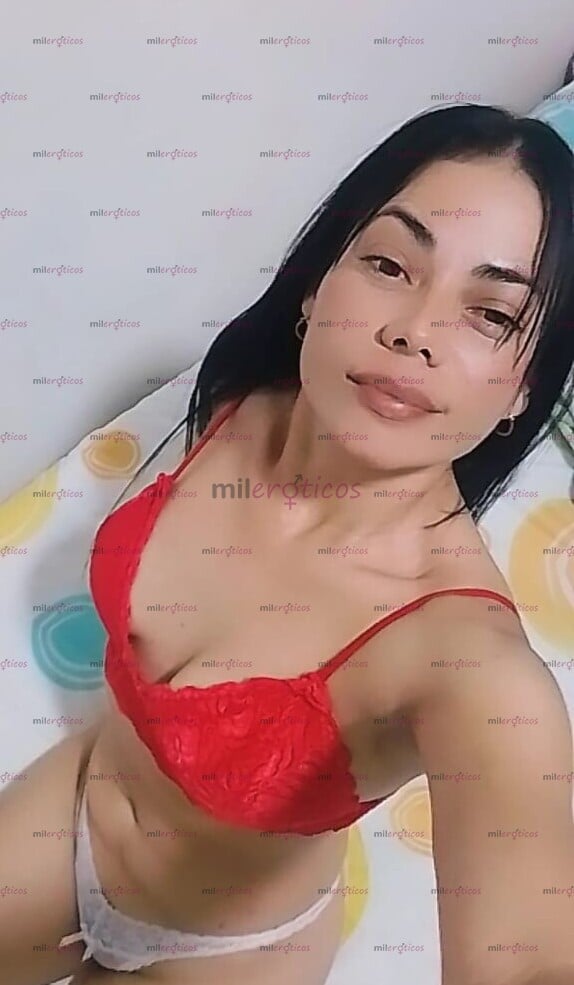 FOTOS DE CRISTAL LINDA Y RICA CHICA PARA TI TREMENDO SHOWS Y MÁS