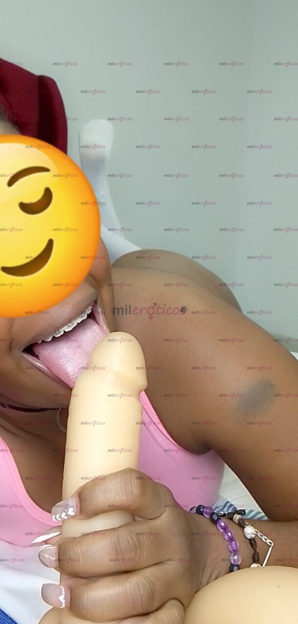 FOTOS DE CACHONDA MORENA DISPONIBLE PARA TUS FANTASIAS