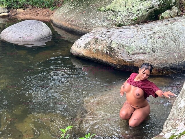 FOTOS DE LOS MEJORES TRATOS DE NOVIOS MUY DESCOMPLICADA A TODO LE DIGO SI SOY UNA ADICCIO