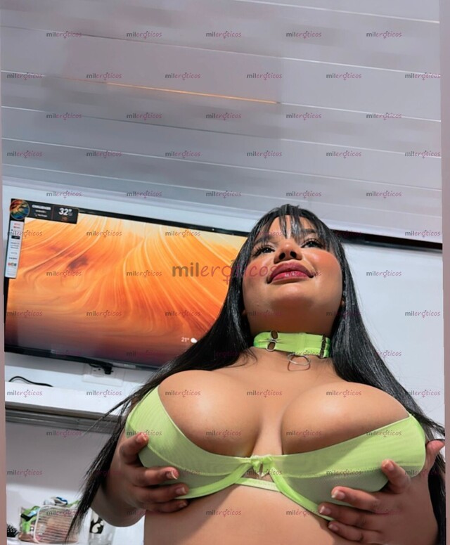 FOTOS DE NUEVA MORENA HERMOSA CARISMÁTICA JUGUETONA JUGOSA